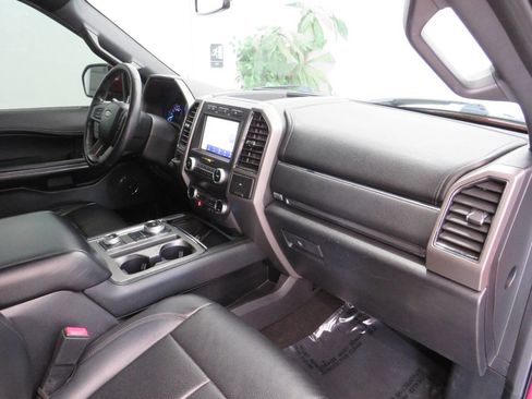 Used 2020 Ford Expedition Max XLT w/ Equipment Group 202A image 8