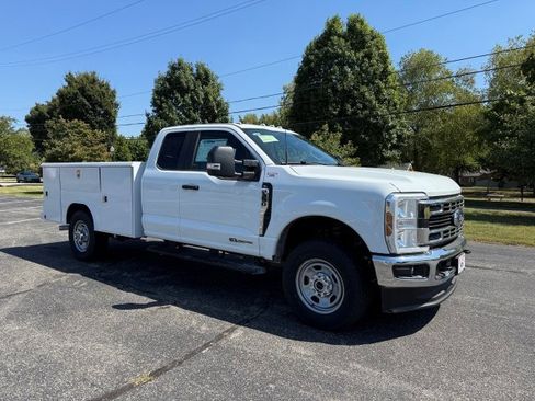 New 2025 Ford F350 XL w/ XL Chrome Package image 1