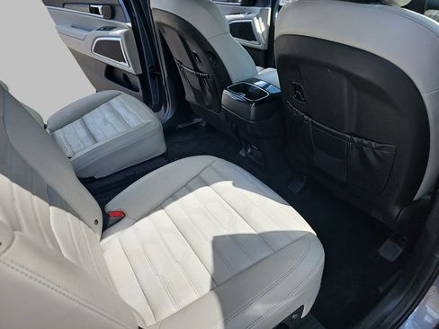 Used 2023 Kia Telluride SX Prestige AWD/4WD image 14