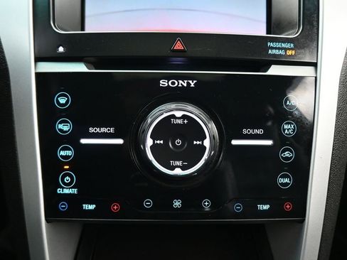 Used 2015 Ford Explorer Sport w/ Equipment Group 401A image 19