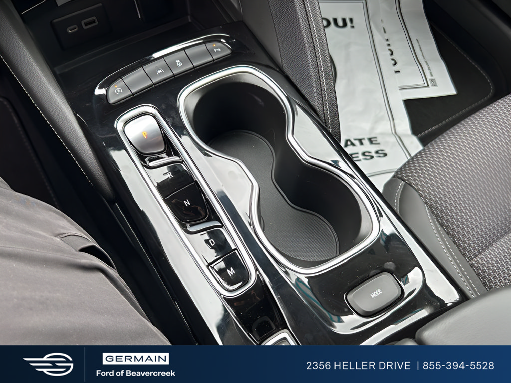 Used 2022 Buick Envision Preferred FWD image 16