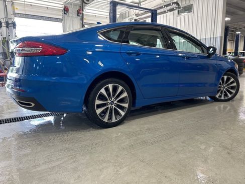 Used 2020 Ford Fusion SE image 11