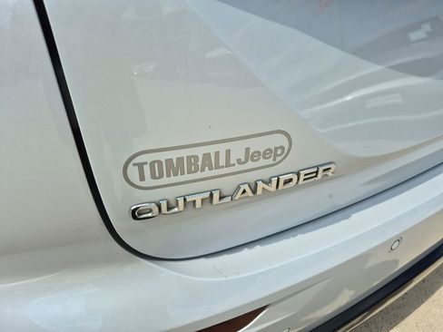 Used 2022 Mitsubishi Outlander SE AWD/4WD image 30