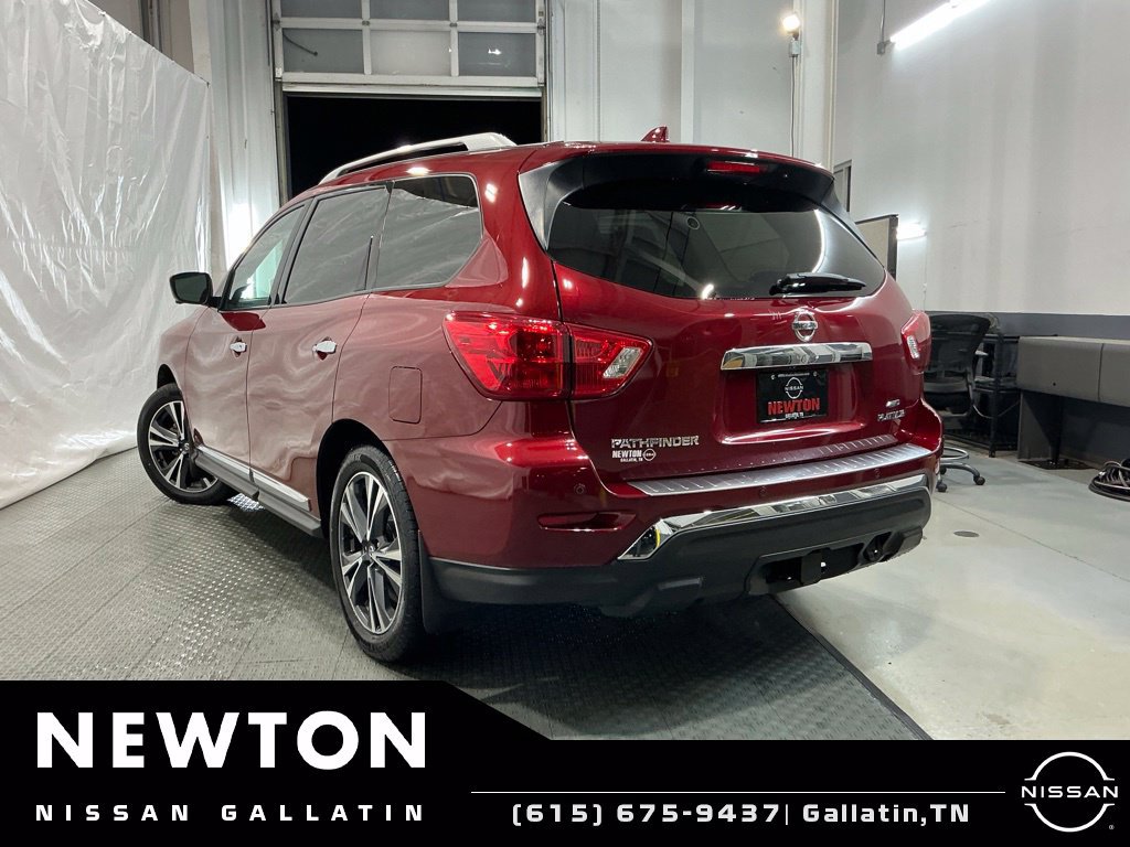 Used 2020 Nissan Pathfinder Platinum AWD/4WD image 32