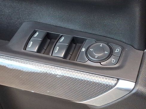 Used 2021 Chevrolet Silverado 1500 Custom Trail Boss w/ Midnight Edition image 25