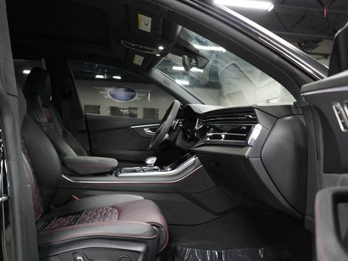 Used 2025 Audi RS Q8 performance AWD/4WD image 25