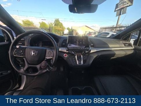 Used 2023 Honda Odyssey Sport image 15