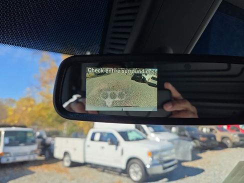 Used 2025 Mercedes-Benz Sprinter 2500 image 15