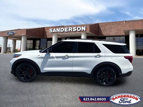 Used 2023 Ford Explorer ST-Line w/ Class IV Trailer Tow Package RWD image 6