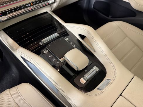 Used 2022 Mercedes-Benz GLS 450 4MATIC image 18