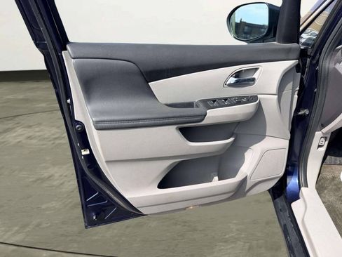 Used 2015 Honda Odyssey EX-L image 15