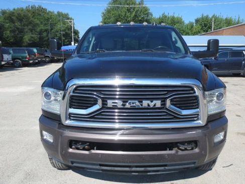 Used 2018 RAM 3500 Laramie Longhorn w/ Longhorn Southfork Package image 3