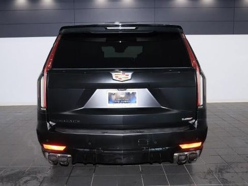 Used 2023 Cadillac Escalade V image 4