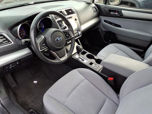 Used 2018 Subaru Outback 2.5i Premium image 13
