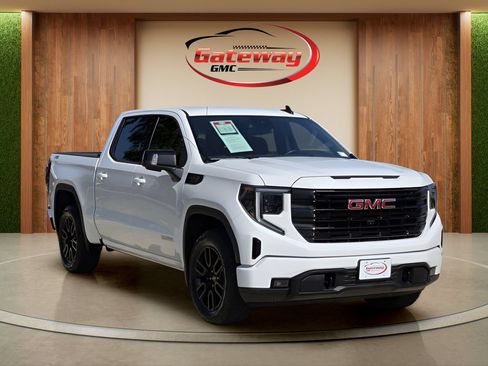 Used 2022 GMC Sierra 1500 Elevation w/ Elevation Premium Package AWD/4WD image 3