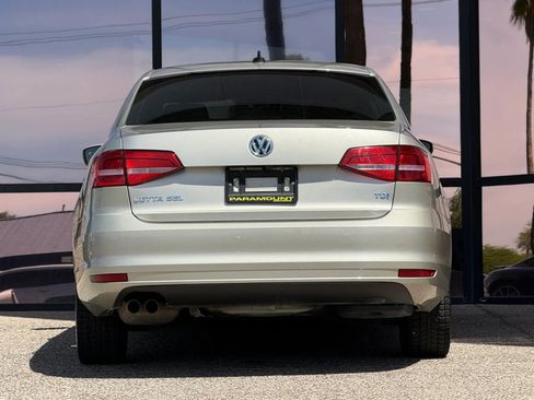 Used 2015 Volkswagen Jetta TDI SEL image 10