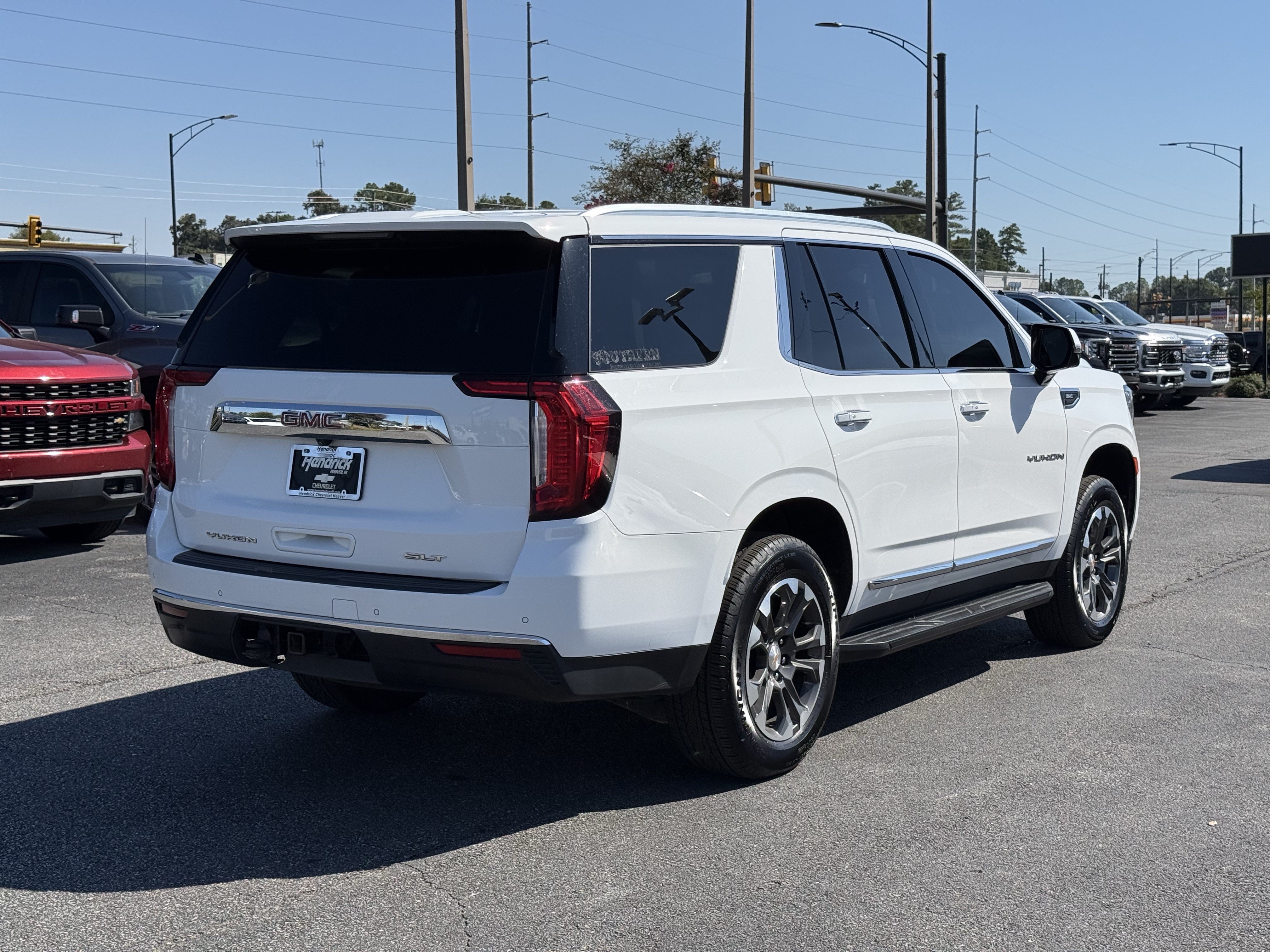 Used 2021 GMC Yukon SLT w/ Rear Media and Nav Package AWD/4WD image 11