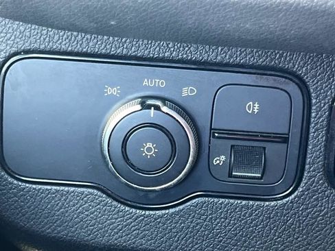 Used 2019 Mercedes-Benz Sprinter 170 image 16