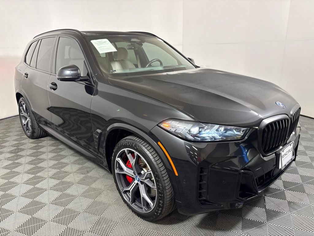 Certified 2024 BMW X5 xDrive50e w/ Executive Package AWD/4WD image 4