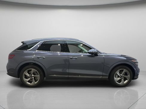 New 2026 Genesis GV70 2.5T Select AWD/4WD image 8