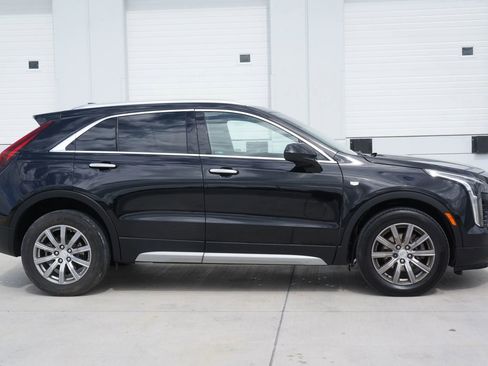 Used 2020 Cadillac XT4 Premium Luxury w/ Cold Weather Package image 12