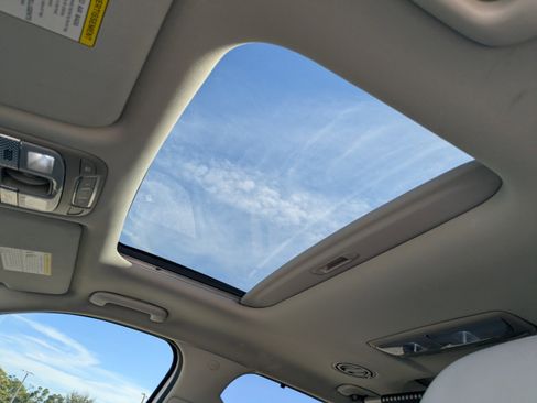 Certified 2021 Kia Telluride SX w/ Towing Package image 24