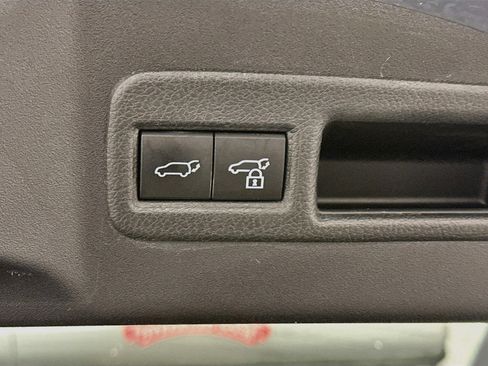 Used 2023 Subaru Solterra AWD image 31