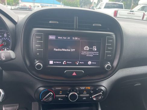 Used 2022 Kia Soul LX w/ Technology Package image 10