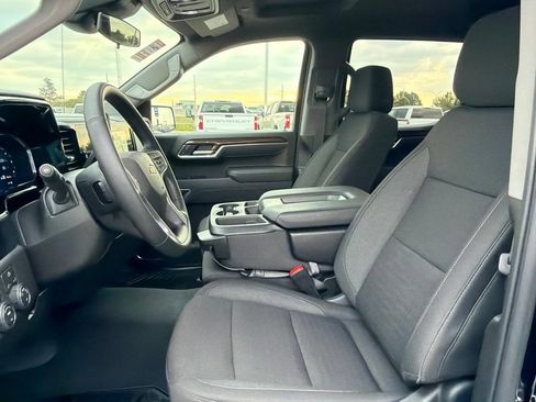 Used 2026 Chevrolet Silverado 1500 LT AWD/4WD image 19
