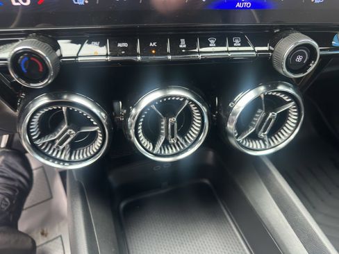 New 2025 Chevrolet Blazer EV LT image 13