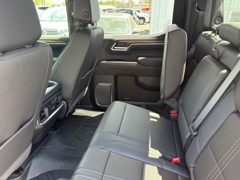 Used 2026 Chevrolet Silverado 1500 High Country w/ Technology Package AWD/4WD image 32