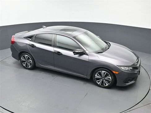 Used 2018 Honda Civic EX-T image 40