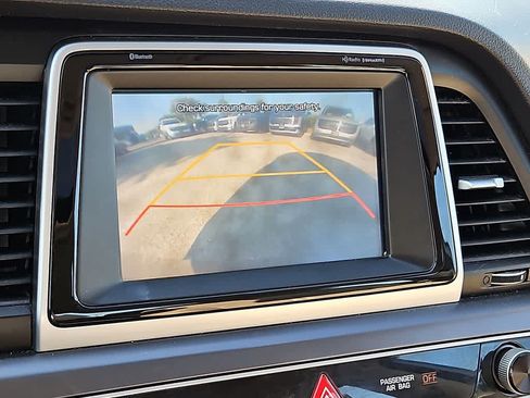 Used 2018 Hyundai Sonata Limited FWD image 17