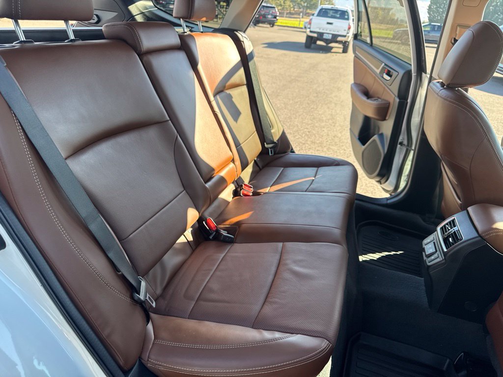 Used 2019 Subaru Outback 2.5i Touring AWD/4WD image 14