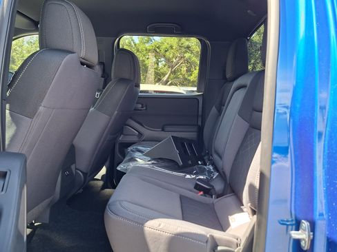 New 2026 Nissan Frontier SV w/ Tow Package AWD/4WD image 15