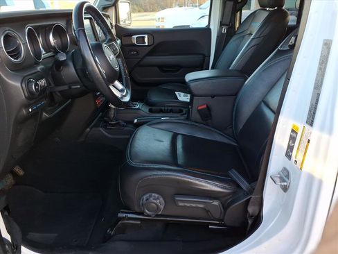 Used 2021 Jeep Wrangler Unlimited Rubicon 4xe w/ Cold Weather Group image 13