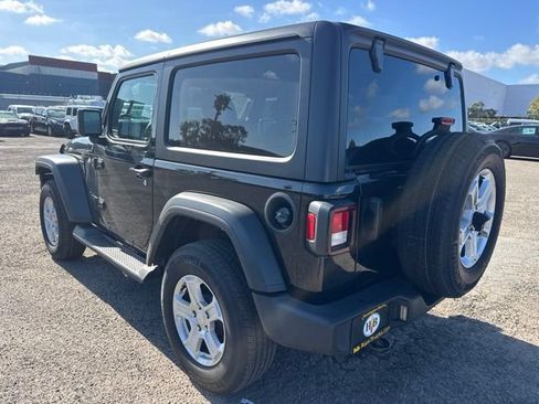 Used 2023 Jeep Wrangler Sport AWD/4WD image 7