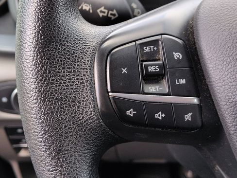 Used 2022 Ford Transit 350 XLT RWD image 18