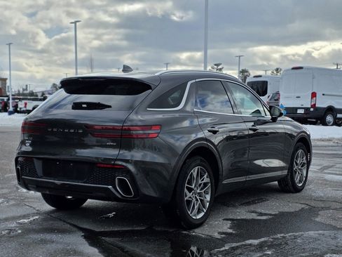 Used 2025 Genesis GV70 2.5T image 12