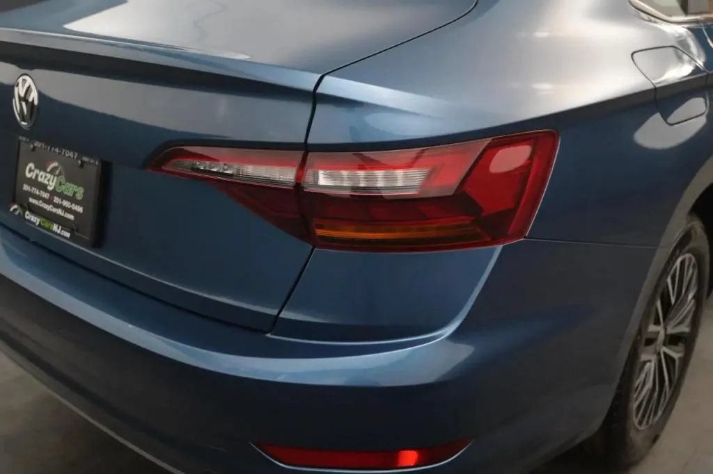 Used 2019 Volkswagen Jetta SEL FWD image 14