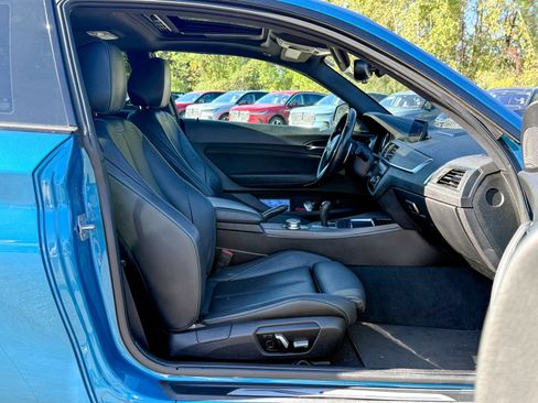 Used 2018 BMW M2 image 30