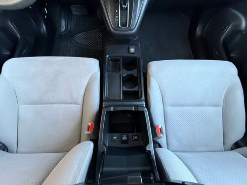 Used 2016 Honda CR-V LX image 48