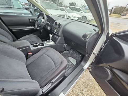Used 2013 Nissan Rogue S image 19