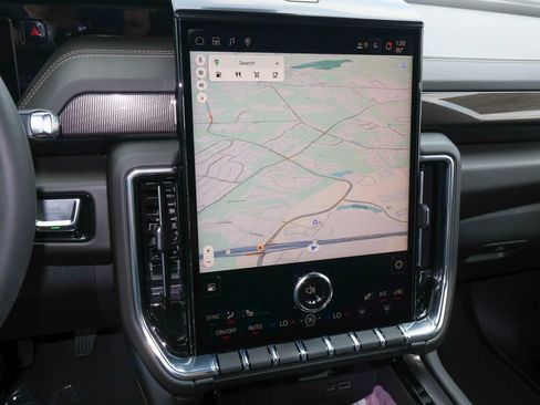 New 2026 GMC Yukon XL Elevation AWD/4WD image 18