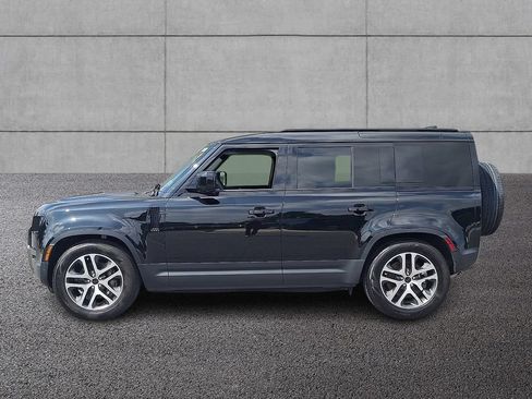 Certified 2026 Land Rover Defender 110 S AWD/4WD image 7