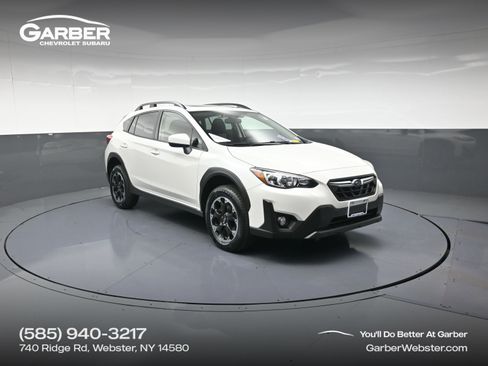 Used 2023 Subaru Crosstrek 2.0i Premium image 1