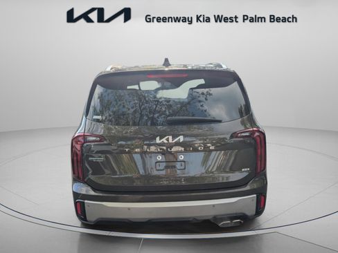 Certified 2023 Kia Telluride S w/ S Sunroof Package image 7