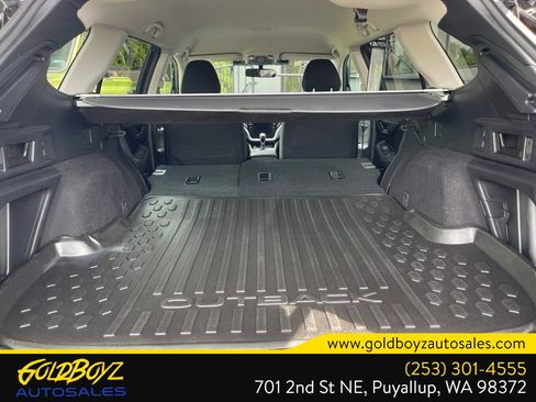 Used 2023 Subaru Outback Premium AWD/4WD image 27