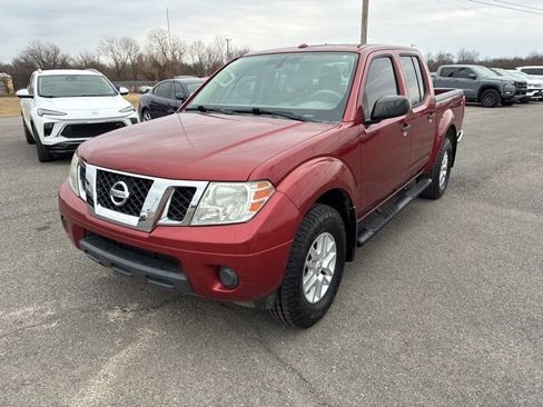 Used 2017 Nissan Frontier SV image 1