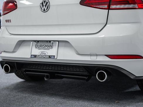 Used 2020 Volkswagen GTI SE image 23